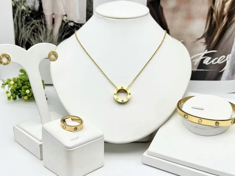 Necklace & Earrings Set (Animal Head Design) - Image 4